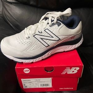 New Balance 840 v3 Shoes 9 4E